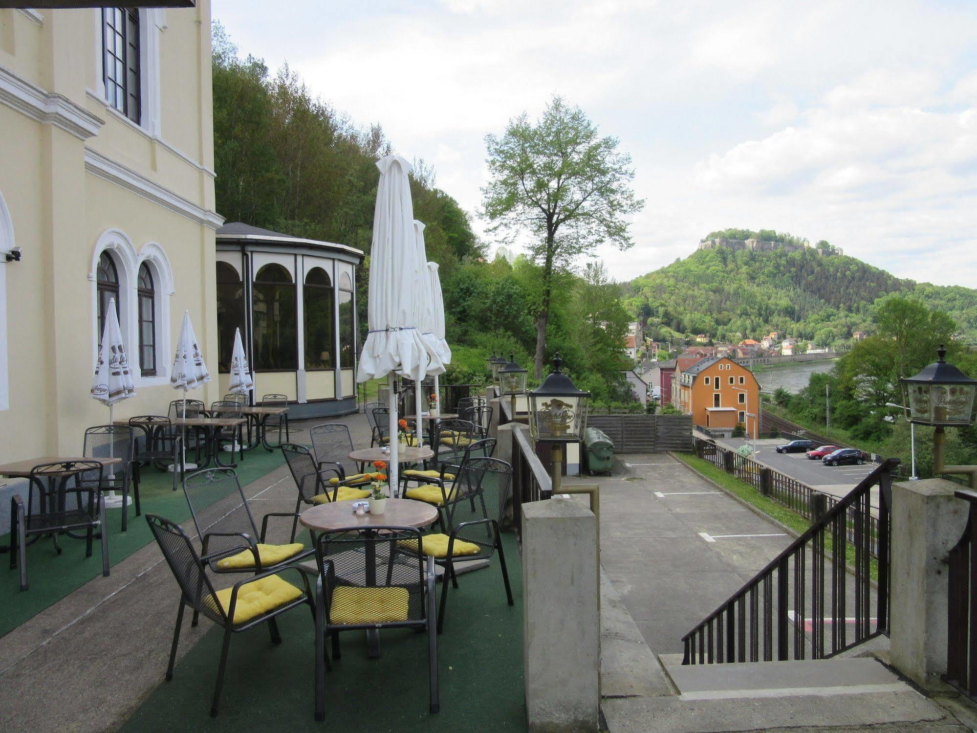 Hotel Lindenhof Königstein an der Elbe Buitenkant foto