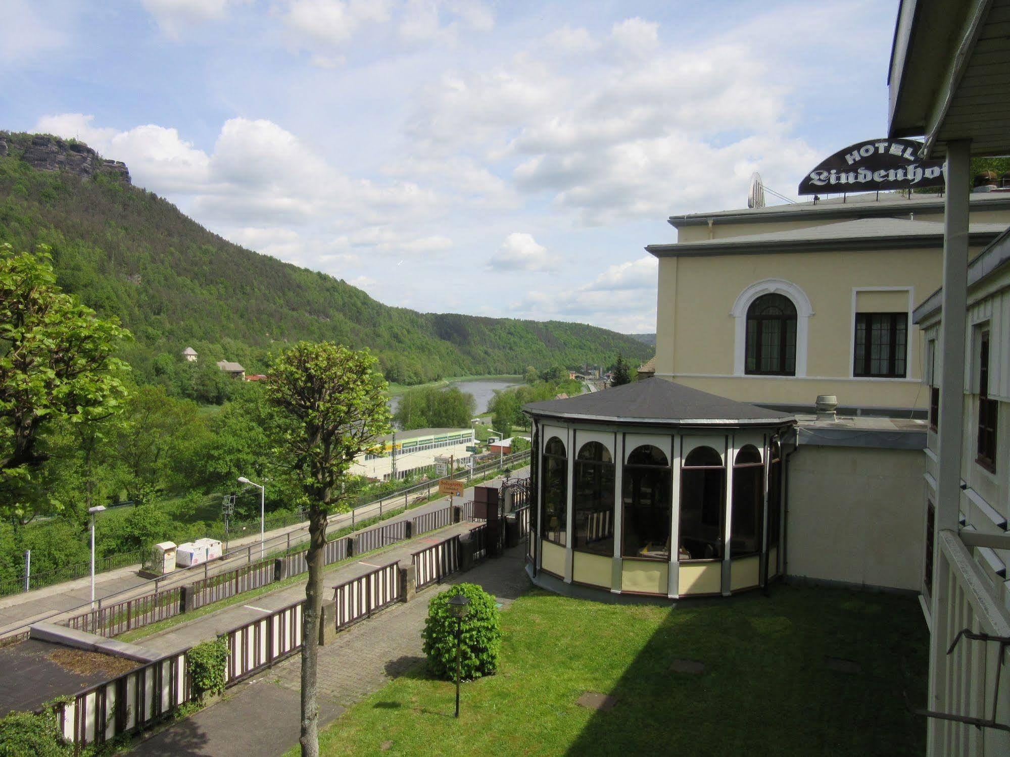 Hotel Lindenhof Königstein an der Elbe Buitenkant foto